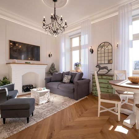 Charme De Provence In Prague Apartment Ngoại thất bức ảnh