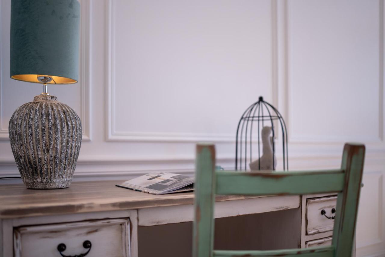 Charme De Provence In Prague Apartment Ngoại thất bức ảnh