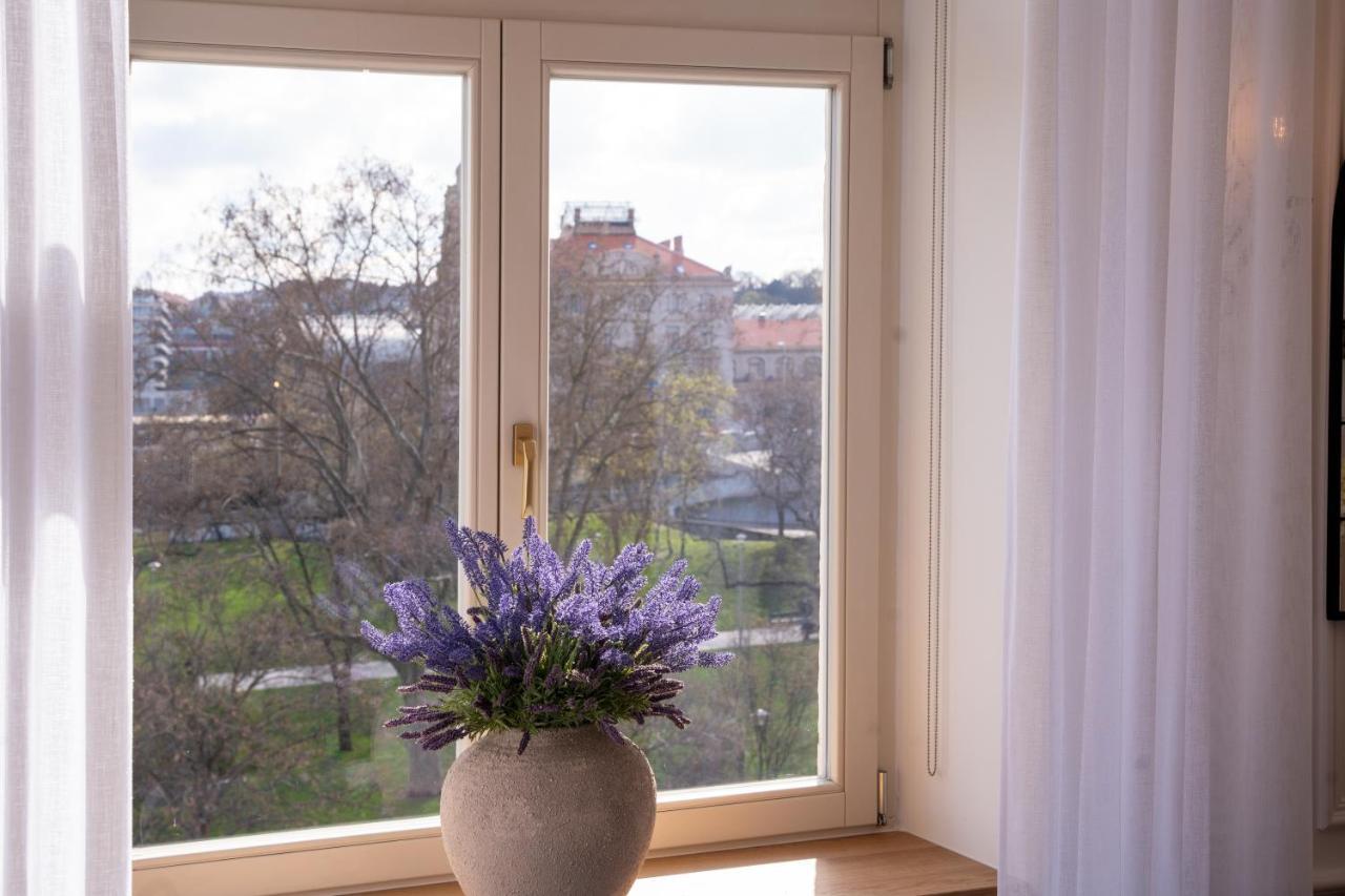 Charme De Provence In Prague Apartment Ngoại thất bức ảnh